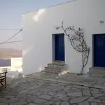 Piazza Castello Plaka (Milos)