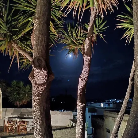 Piazza Castello بيت ضيافة Plaka (Milos)